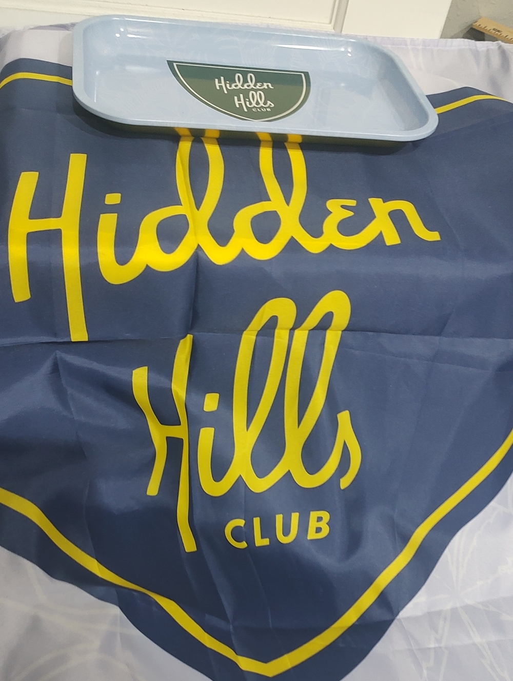 Hidden Hills Promotional Flag And Rolling Tray New